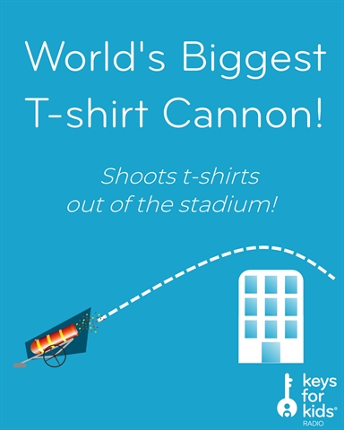 World's Biggest T-Shirt Cannon!